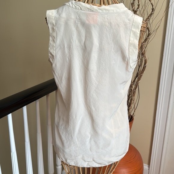 Tory Burch 100% silk top - Picture 3 of 8